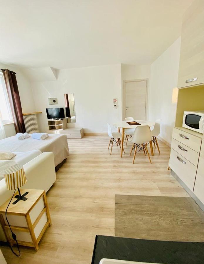 Casa Dell'Oca Apartment Pastrengo Exterior photo